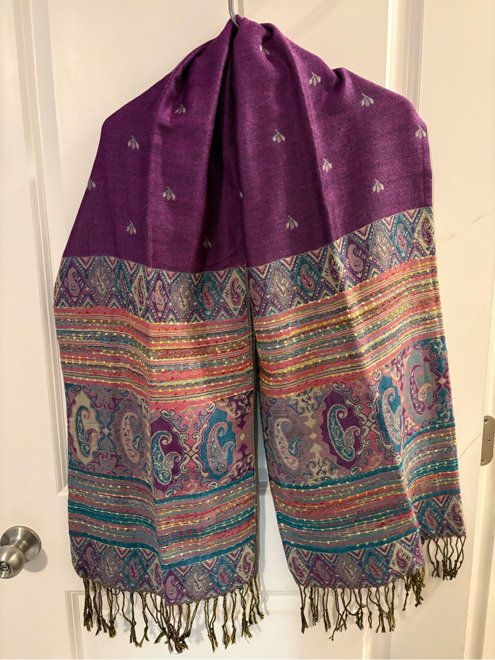 Purple Paisley Patterned Pashmina Scarf